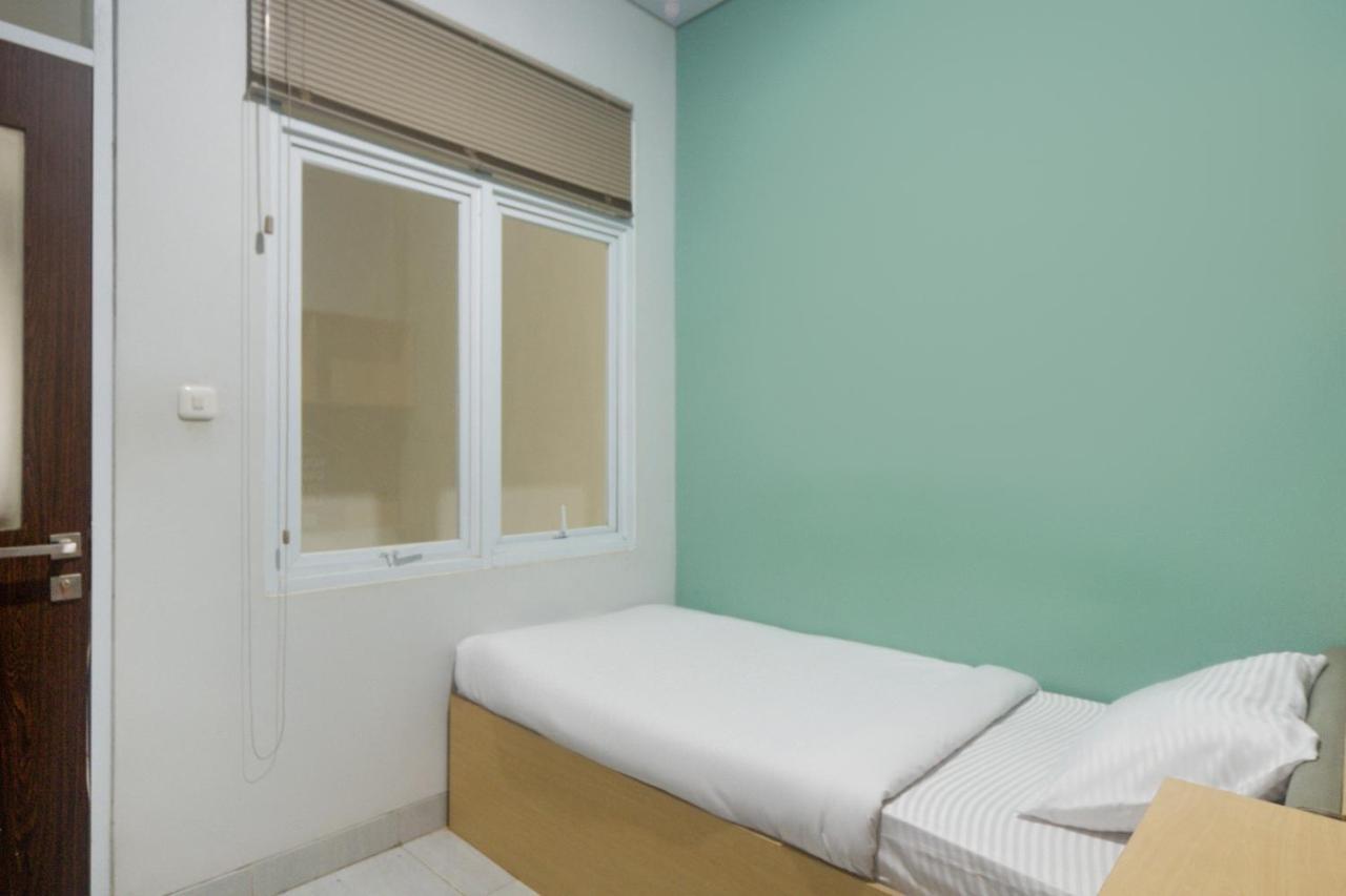 Oyo Life 3204 Beverly Park Bandung Exterior foto